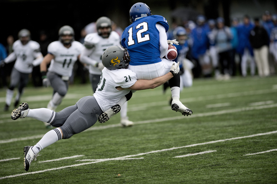 Football | Carabins contre le Vert et Or
